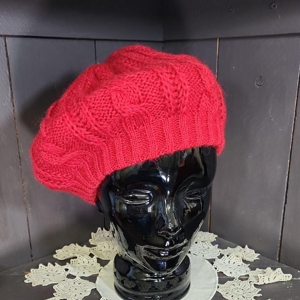 Red Knit Beret